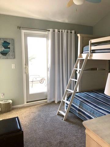 Vacation House for 16 Guests in Long Beach Township, Long Beach Island, Picture 4