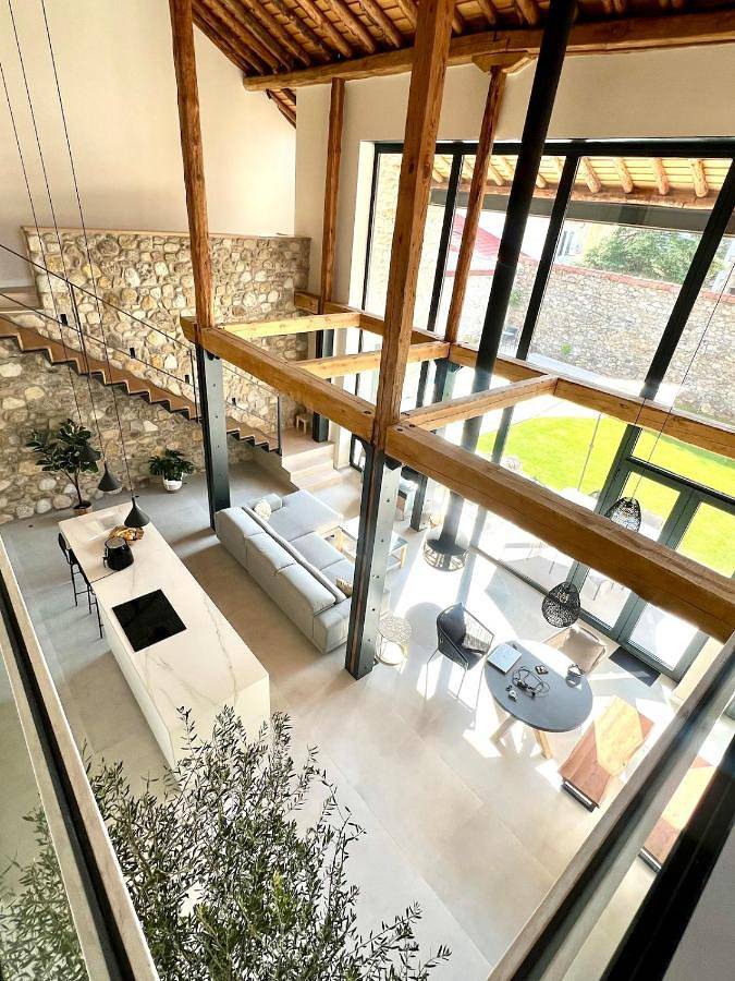 Chalet para 10 personas, con jardín y balcón además de jacuzzi y piscina en Sierra Norte - 2