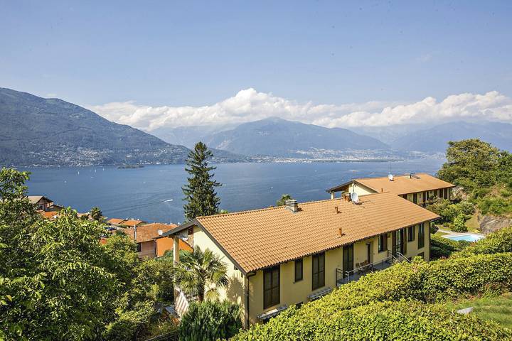 Ferienwohnung für 3 Personen, mit Pool und Seeblick sowie Ausblick und Balkon, mit Haustier in Lago Maggiore (Lombardei) - 4