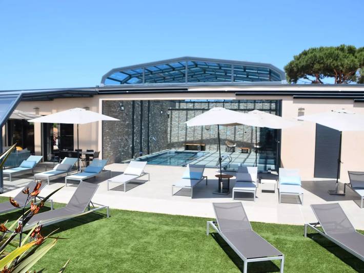 Villa pour 2 personnes, avec piscine ainsi que jardin et sauna à Calvi - 4