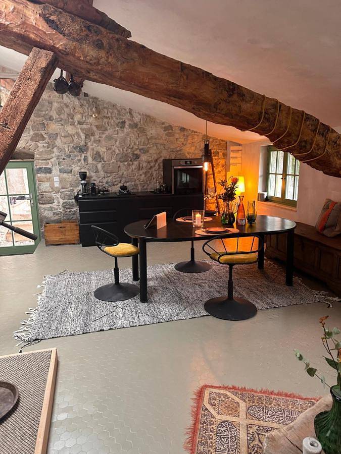 Gîte pour 4 personnes, avec jardin et terrasse à Menglon - 3