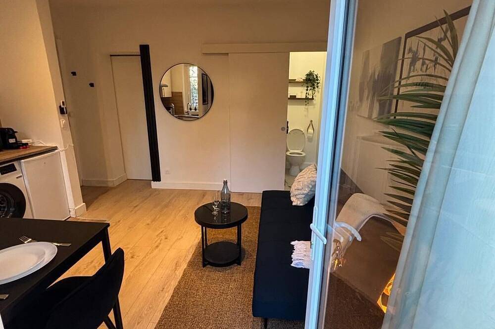Entire apartment, Garden Suite Paris Alfortville Metro - 10 min from Paris in Alfortville, Val-de-Marne
