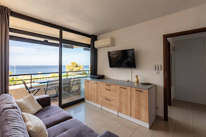 Ferienwohnung für 6 Personen, mit Terrasse und Pool in Ajaccio - 2
