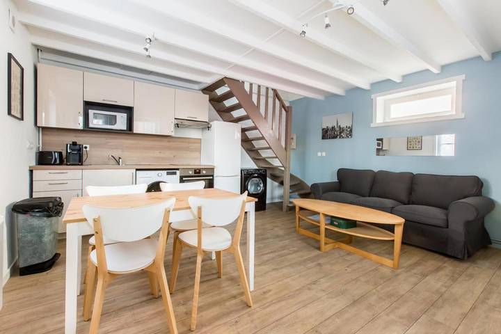 Location de vacances pour 5 personnes, avec vue et jardin, animaux acceptés à Comines (Nord)