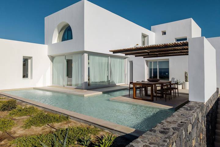 Location de vacances pour 12 personnes, avec jardin et sauna ainsi que jacuzzi et terrasse à Oia - 3