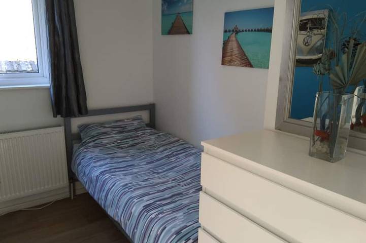 Ganze Wohnung, Modernes Apartment auf der Sandbanks Halbinsel mit eigenem Garten. (Haustierfreundlich) in Sandbanks, Poole