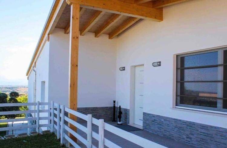 Three-Bedroom Villa in Silvi, Provincia di Teramo