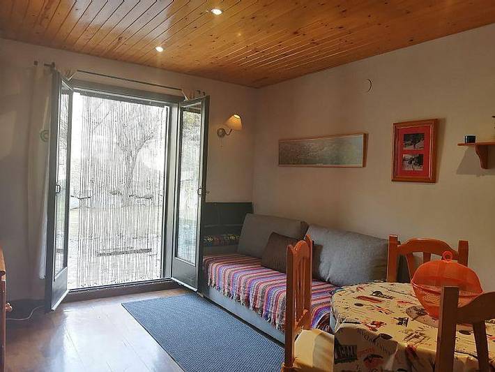 Apartamento rural para 4 personas, con jardín en Valle de Bohí