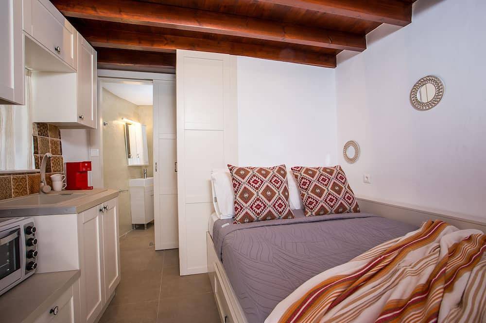 Entire apartment, Heritage Luxury Suites - Enigma in Lindos, Rhodes