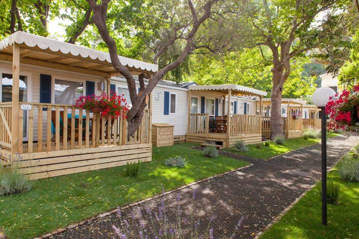Bungalow für 4 Personen, mit Terrasse und Garten sowie Kinderpool an der Ligurische Küste - 3