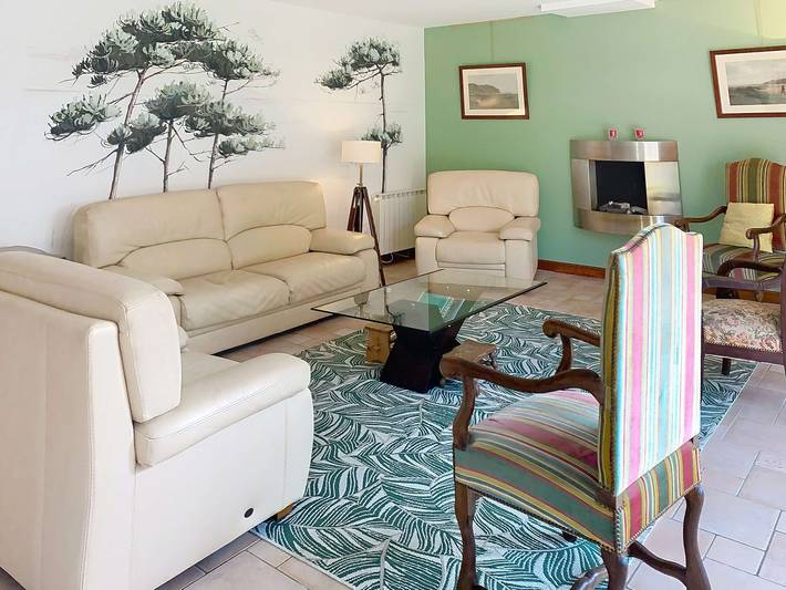 Location de vacances pour 9 personnes, avec terrasse à Jullouville - 3