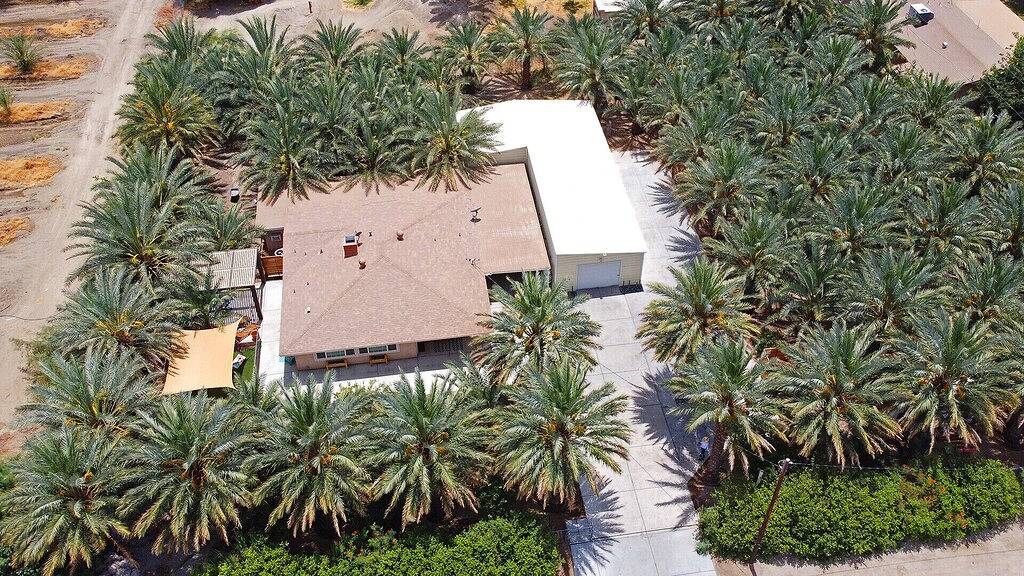Stagecoach! Private 1 Acre Gated, Ample Parking! #Permit 000748 in Coachella, Coachella Valley