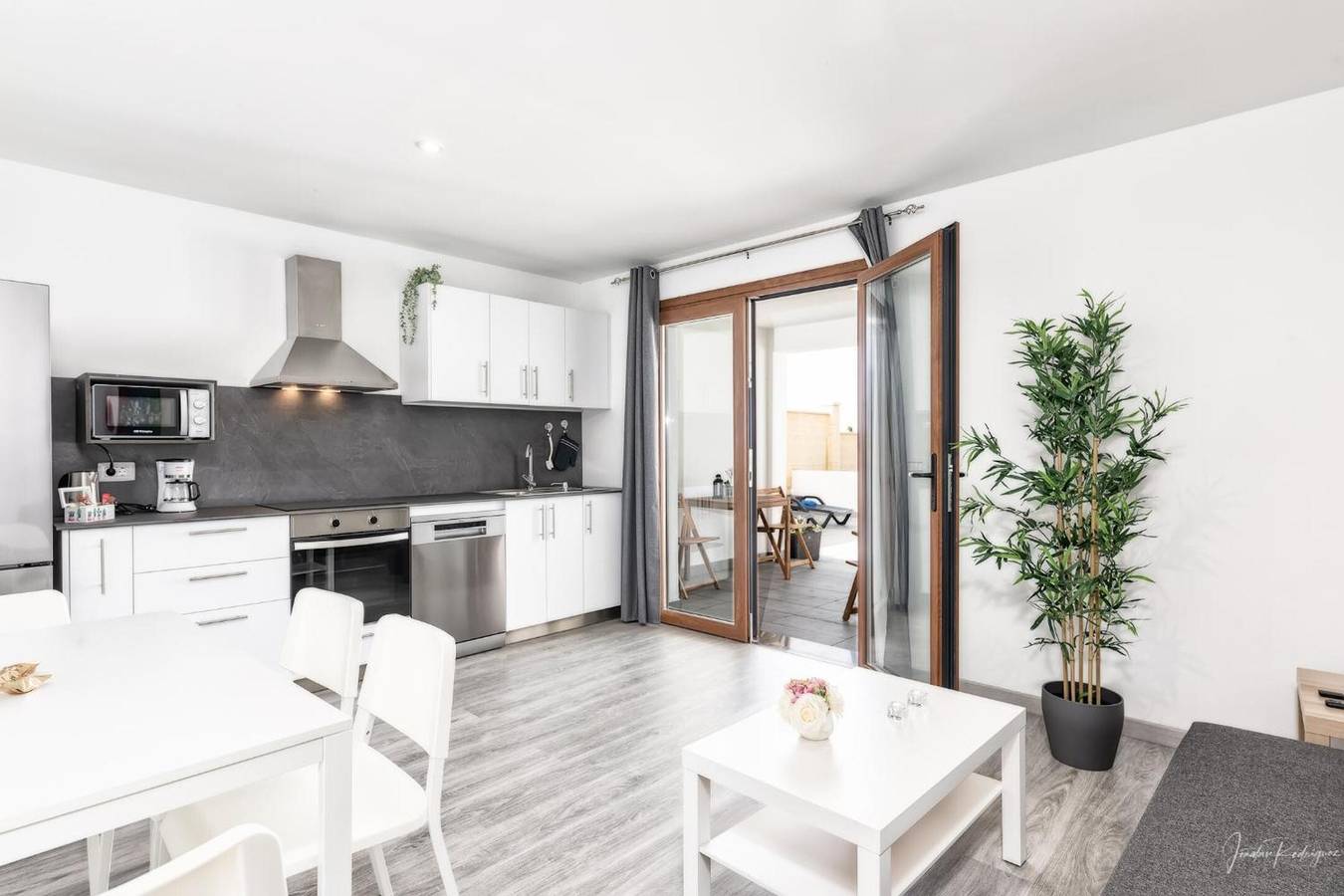 Ganze Wohnung, Apartment 'Cerca Nueva B1' mit Meerblick, Wlan und Klimaanlage in El Paso, La Palma Süd
