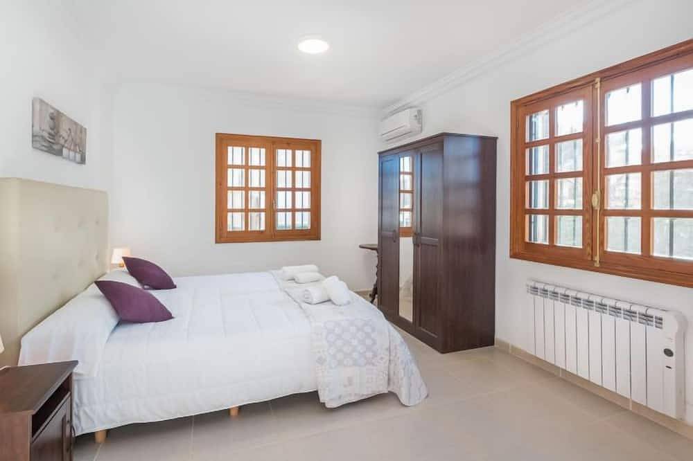 Dofins Bahia Azul by Interhome in Badia Blava, Llucmajor