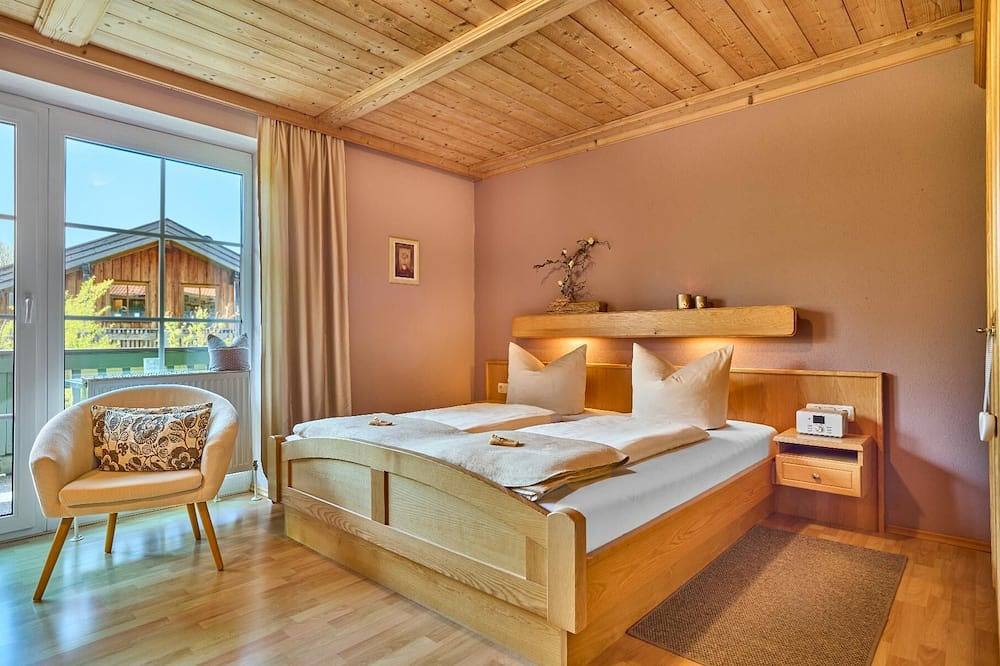 Apartamento inteiro, Cozy allergy-friendly vacation apartment in the Bavarian Forest in Frauenau, Šumava Mountains