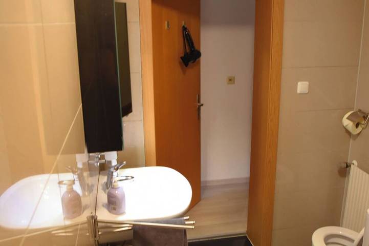 Ferienwohnung für 6 Personen, mit Garten und Balkon in Wängle - 4