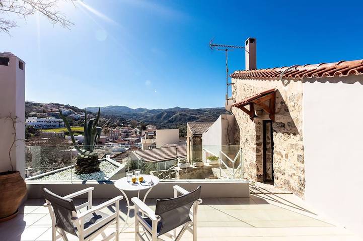 Ferienwohnung für 8 Personen, mit Balkon und Whirlpool