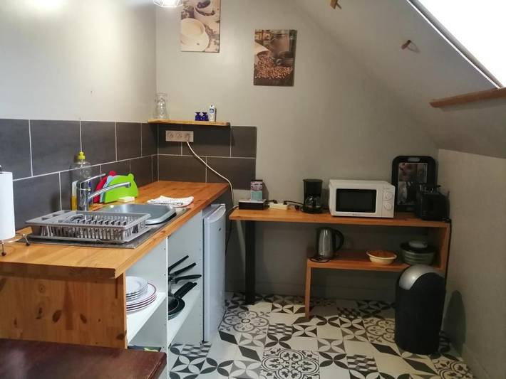 Gîte pour 3 personnes, avec terrasse et jardin à Gommenec'h - 2