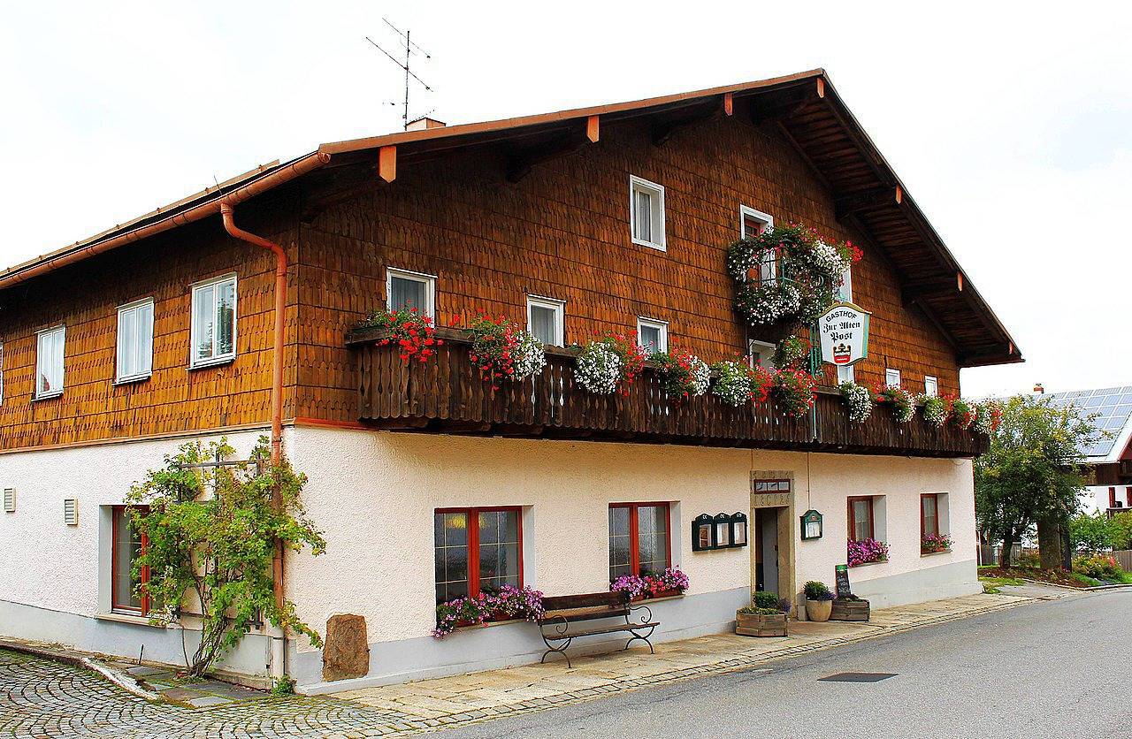 Gasthof Zur Alten Post - Doppelzimmer in Hinterschmiding, Ostbayern