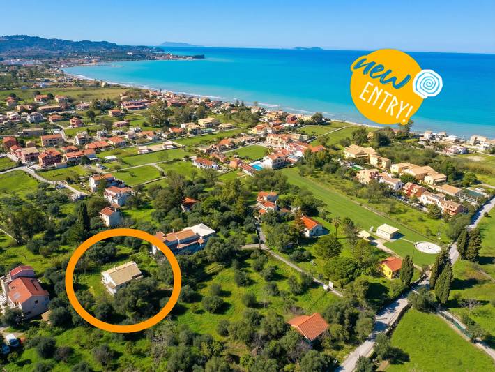 Location de vacances pour 6 personnes, avec balcon et jardin dans Acharavi