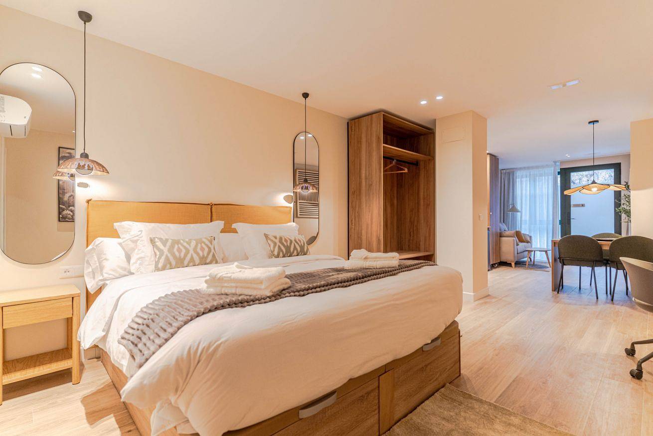 Alhambra Apartment. Modern, bright, and ideally located., foto 9
