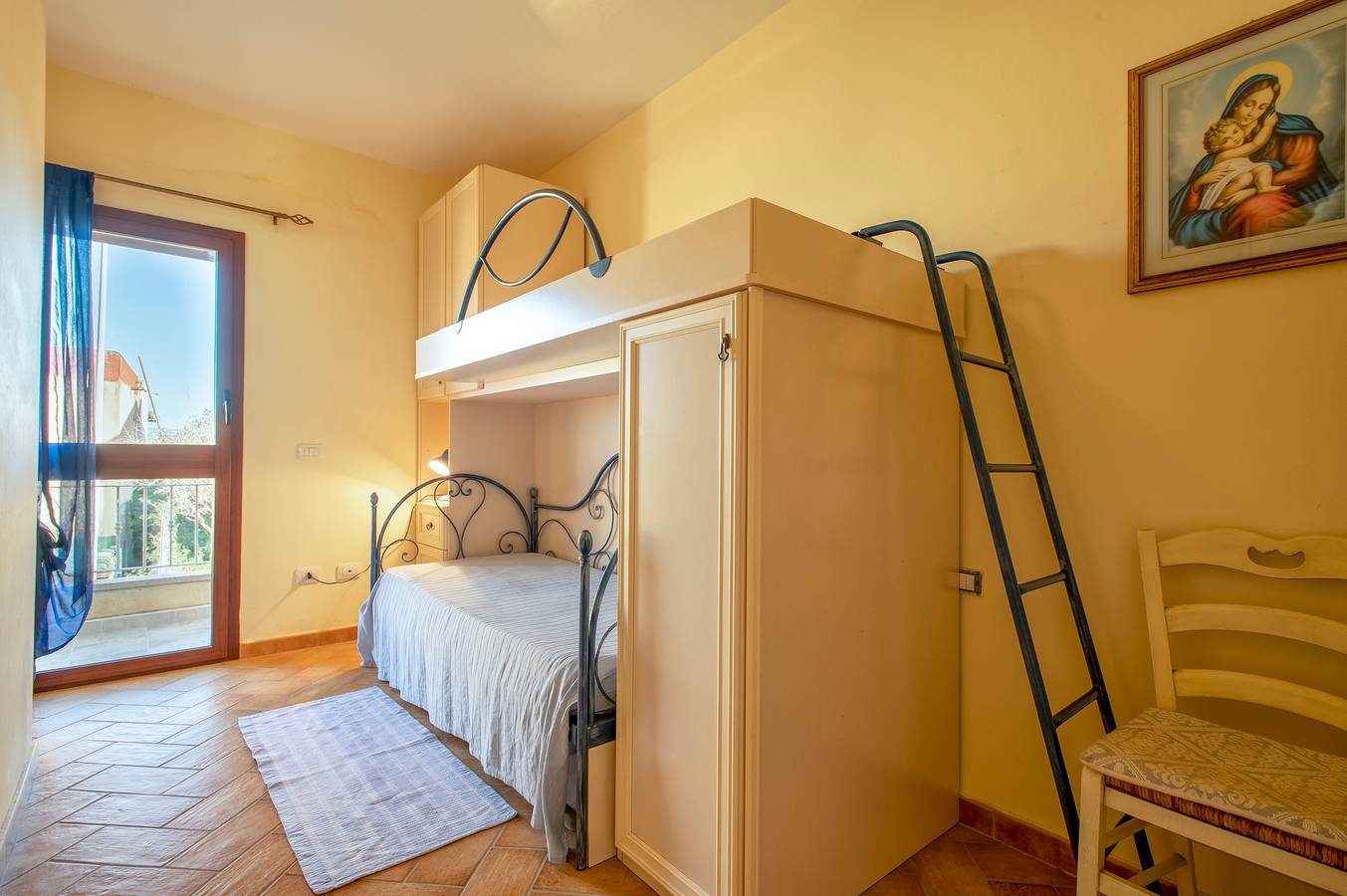 Entire apartment, Apartment 'Casa Al Mare' with Sea View, Private Terrace and Air Conditioning in La Ciaccia, Castelsardo
