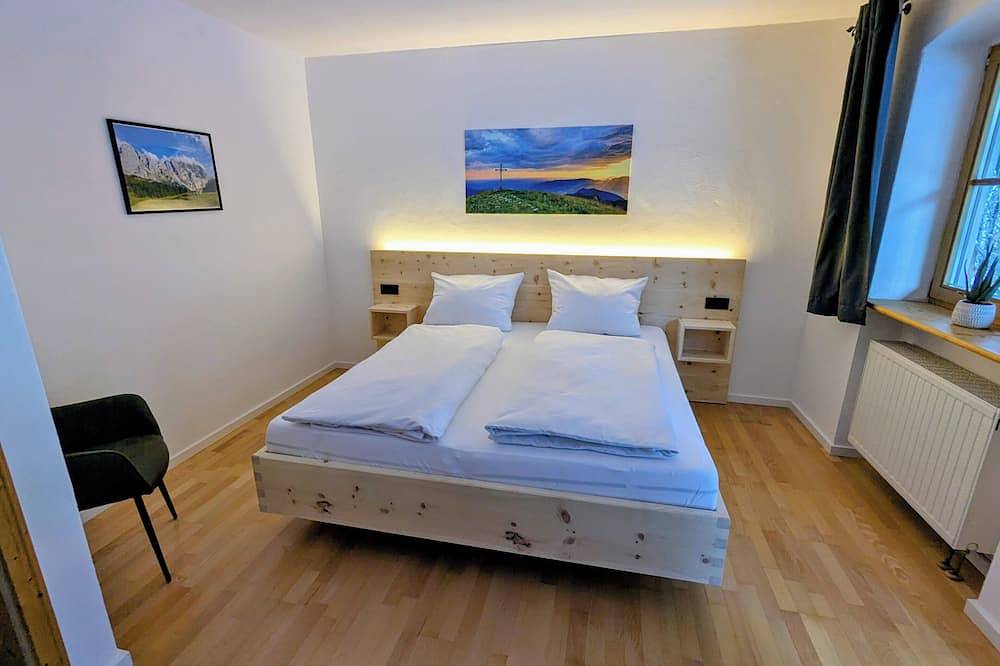 Ganze Wohnung, Neue, hochwertige Ferienwohnung mit Zirbenbett & Terrasse – Nähe Bad Tölz in Ramsau (Bad Heilbrunn), Bad Heilbrunn