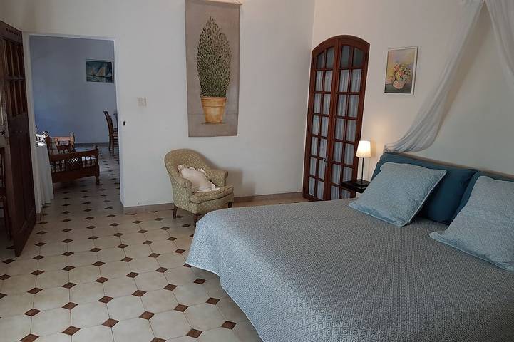 Location de vacances pour 4 personnes, avec Terrasse et Jardin à Domazan - 4