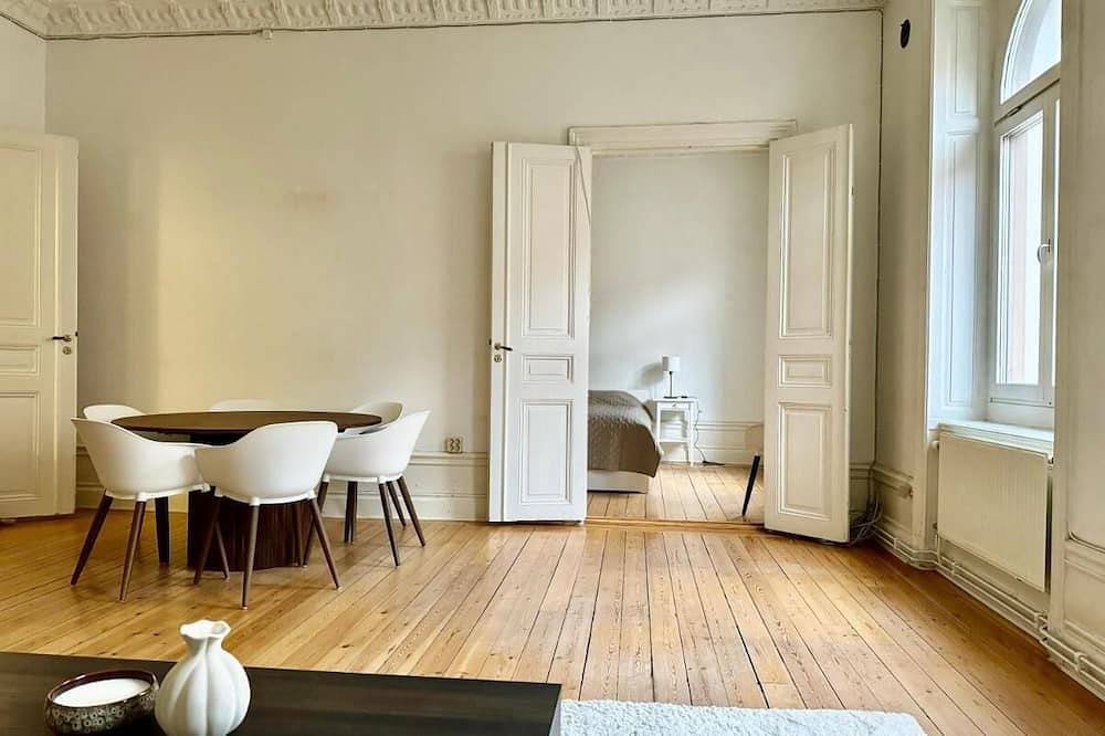 Entire apartment, Lägenhet i Centrala Stockholm in Östermalms stadsdelsområde, Stockholm