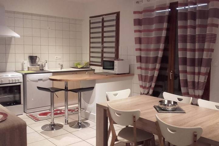 Gîte pour 4 personnes, avec terrasse à Loisy-sur-Marne
