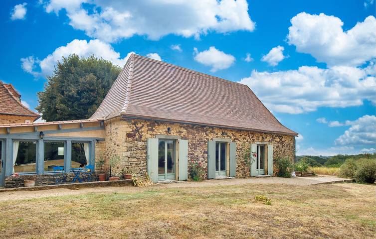 Gîte pour 6 personnes, avec piscine ainsi que jardin et terrasse, animaux acceptés à Journiac