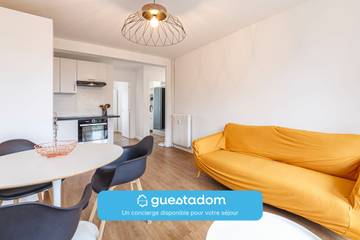 Gîte pour 4 personnes, avec balcon à Laval