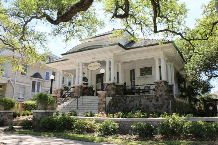 Chambre d’hôte pour 2 personnes, avec jacuzzi et jardin à New Orleans