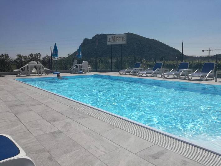 B&B für 3 Personen, mit Balkon und Terrasse sowie Garten und Pool in Affi