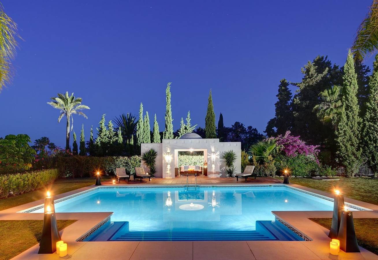 Villa Rio Verde / Puerto Banus / 6 Bdr in Marbella West, Marbella