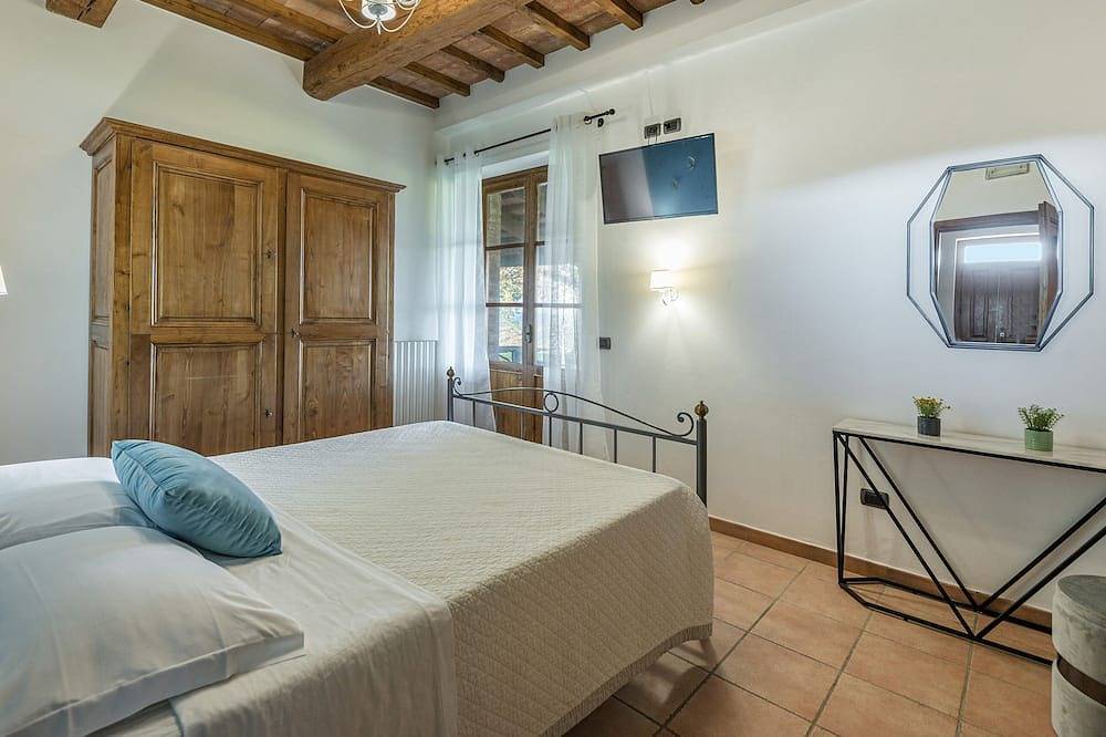 Tenuta Montiepoli 12+3, Emma Villas in Valfabbrica, Provincie Perugia