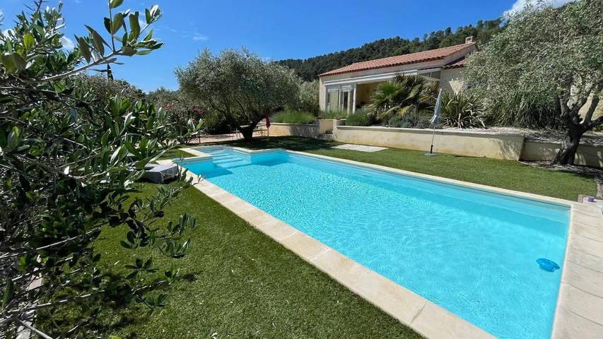 Location de vacances pour 6 personnes, avec vue et jardin ainsi que piscine et terrasse, animaux acceptés à Camps-la-Source - 2