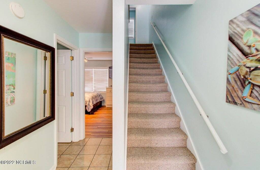 Steps to Beach - Dog Friendly - 2 Bedroom 1.5 Bathroom Townhome in Surf City, Topsail Island