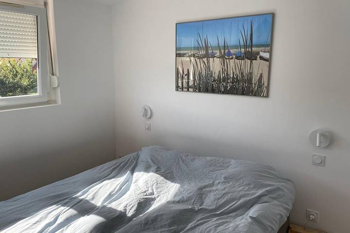 Pleasant house in quiet neighborhood with garage and fenced garden. in Wissant, Boulogne-sur-Mer region