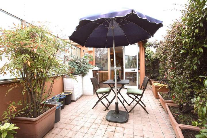 Apartahotel para 2 personas, con terraza en Roma