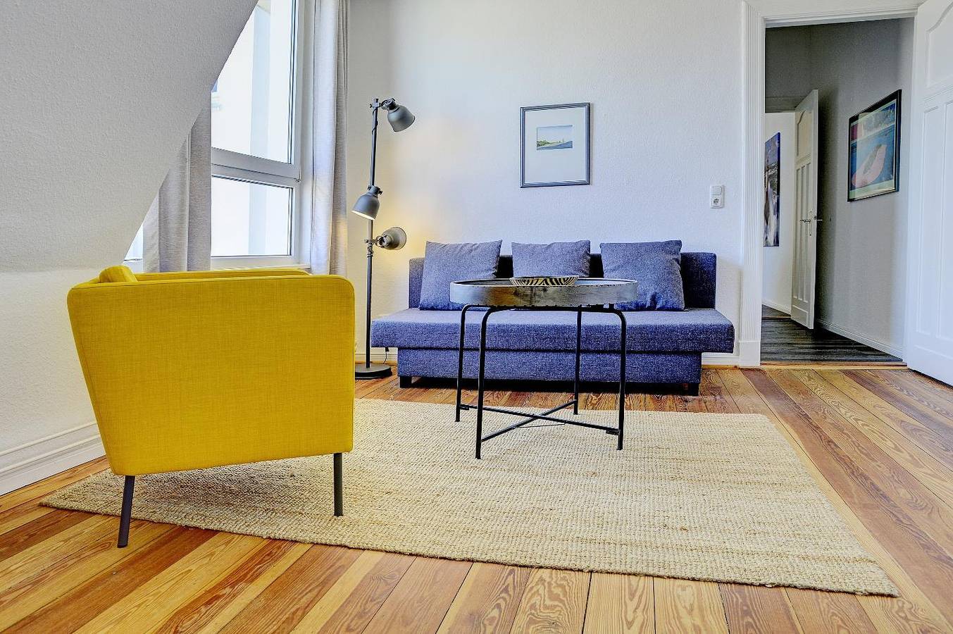 Ganze Wohnung, - An der Galerie / helle zentral gelegene 2-Zimmer-Wohnung im 2. Og in Flensburg, Flensburger Förde