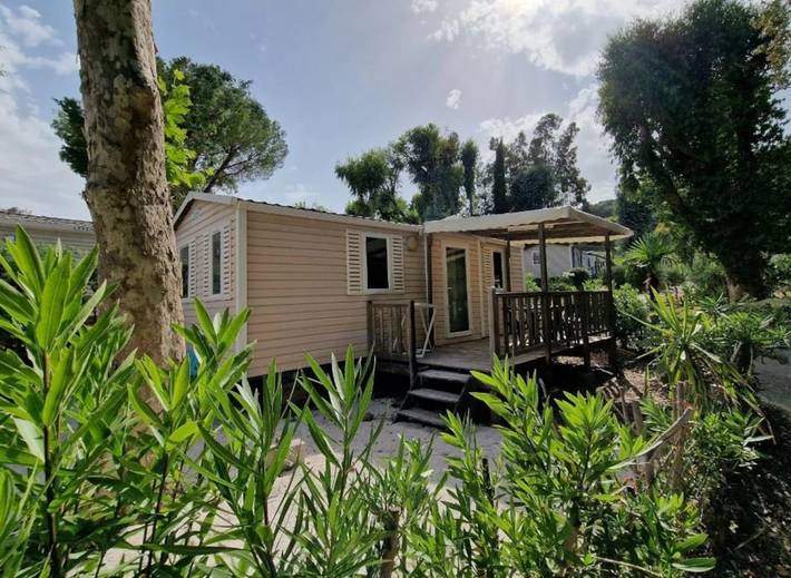 Camping pour 4 personnes, avec terrasse et piscine à Mandelieu-la-Napoule - 3