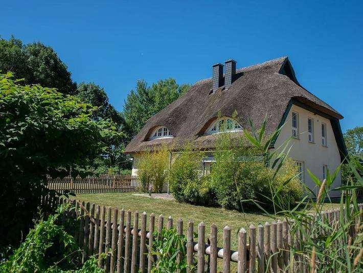 Ferienhaus für 4 Personen, mit Terrasse und Garten in Poseritz