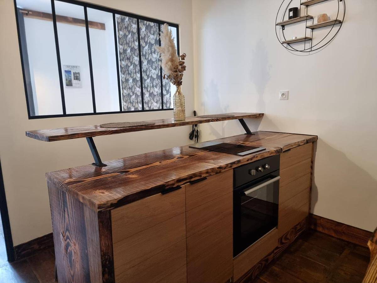 Appartement entier, Prestigieuse Résidence St Marie - Appt 2 Chambres - N 20 in Bellac, Région de Bellac