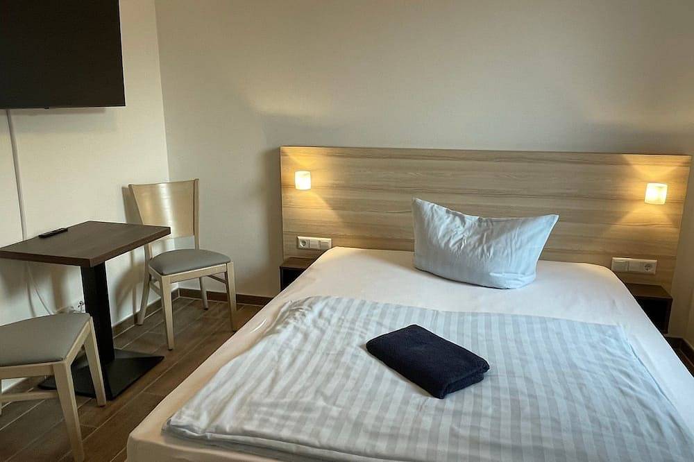 Doppelzimmer 206 - Lokschuppen Pasewalk- Gästehäuser mit Dz, Ez und Küche in Pasewalk, Vorpommern Greifswald