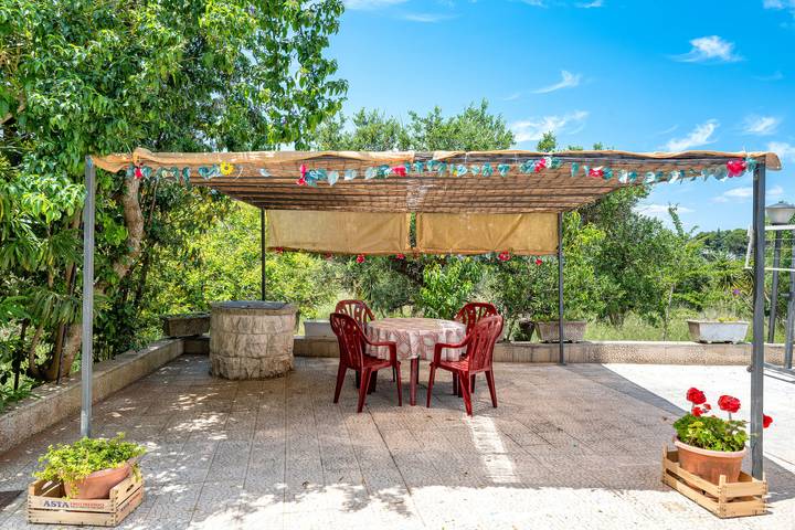 Trullo pour 4 personnes, avec jardin, adapté aux familles à Martina Franca - 2