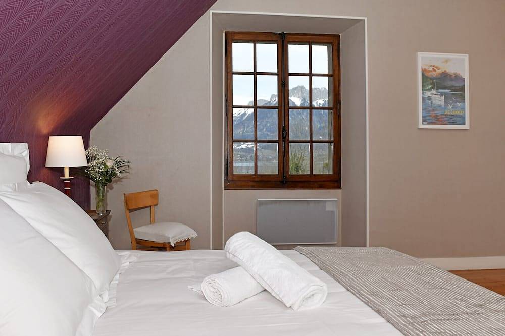 Ganze Wohnung, La Grange de Jean - 3 bedrooms with garden 300m from Lake Annecy in Sévrier, Parc naturel régional du Massif des Bauges