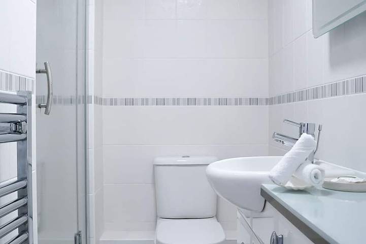 Ganze Wohnung, Stunning modern space with harbour views & free parking in Brighton Marina, Brighton