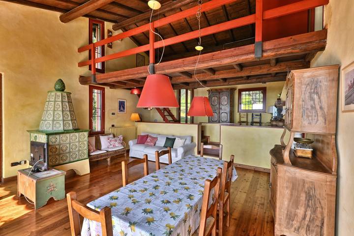 Location de vacances pour 8 personnes, avec terrasse et jardin, animaux acceptés à Gargnano - 3