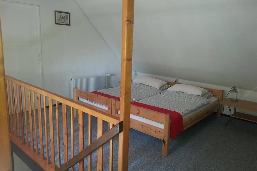 Ganze Wohnung, Wohnung Nr. 2 - Ferienwohnung Kyalami in Wiefelstede, Ammerland